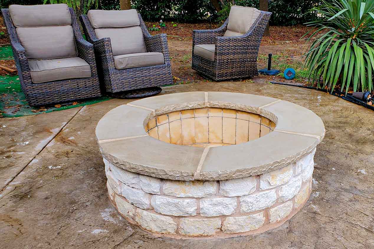 Chopstone-Firepit